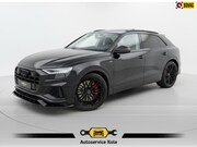 Audi Q8 - 55 TFSI quattro * S-line * Panoramadak * Dealer onderh.