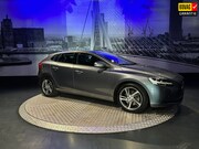 Volvo V40 - 1.5 T2 Inscription *Clima*Navi*Camera