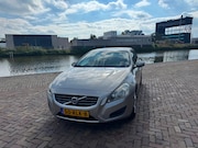 Volvo V60 - 1.6 T3 Kinetic