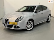 Alfa Romeo Giulietta - 1.7 TBi Quadrifoglio Verde / Bose / Xenon