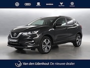 Nissan Qashqai - 1.3 DIG-T 140pk Design Edition / Navigatie / Panoramadak / 3