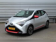 Toyota Aygo - 1.0 VVT-i 72pk x-play AUTOMAAT LMV NL-Auto NAP