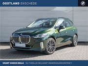 BMW 2-serie Active Tourer - 225e xDrive Luxury Line Automaat / Trekhaak / Sportstoelen /