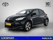 Toyota Yaris - 1.5 Hybrid Dynamic | Climate control | Winterpakket | Lichtm