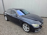 BMW 3-serie - 328i High Executive Luxury | HUD | Stoelverw. | Camera