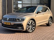 Volkswagen Tiguan - 2.0 TSI 4MOTION R-line | Pano | LED | Trekhaak | LMV 20" | A
