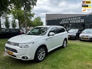 Mitsubishi Outlander - 2.0 PHEV instyle * hybride * navi * innovatie-comfort-style 