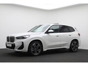 BMW iX1 - 30 xDrive M Sport 313 pk 100% SOH l Pano l Drive Assistant l