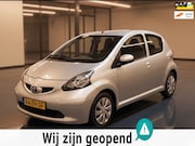 Toyota Aygo - 1.0-12V +-AUTOMAAT-KM 90215 NAP-ELEK RAMEN