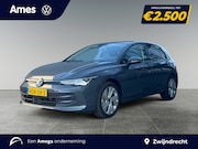 Volkswagen Golf - Private lease €560 per maand 1.5 204pk eHybrid Life Edition
