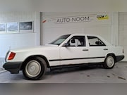 Mercedes-Benz 500-serie - 200 D SURVIVOR/2e DUITSE EIGENAAR/S/K-DAK/LAGE KM'S