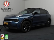 Lynk & Co 01 - 1.5 Black Edition | Facelift | Donkere Hemel | ACC | Pano | 