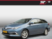 Toyota Auris - Touring Sports 1.8 Hybrid Dynamic Navi Panoramadak