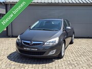Opel Astra - 1.4 Turbo Edition TREKHAAK