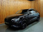 Audi Q8 - 4.0 TFSI SQ8 Quattro Pano / Automaat / Bomvol