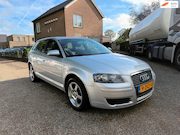 Audi A3 - Sportback 1.6 FSI Attraction
