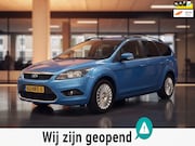 Ford Focus - 1.6 Titanium-1 jaar apk-airco-elek ramen-Distributieriem is
