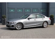 BMW 3-serie - 320e|Stoel & Stuur verwarming|Camera|LED|Carplay