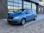 Volkswagen Polo - 1.4-16V Comfortline | 59.000KM! NAP | Cruise | PDC | Airco |