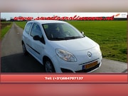 Renault Twingo - 1.2 Dynamic, Airco, Elec.pakket GRIJS KENTEKEN