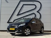 Peugeot 2008 - 1.2 PureTech Allure Navi|Pano|Trekhaak|D-riem vvv in 2024|Cl