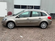 Renault Clio - 1.6-16V Dynamique AUTOMAAT