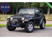 Jeep Wrangler - 3.8 Sahara Automaat|Cabrio|Org. NL NAP|2 Eig.|Airco|Lier|Tre