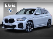 BMW X1 - xDrive25e / M-Sport Pakket / Pano Dak / Trekhaak / Stoelverw