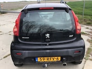 Peugeot 107 - 1.0-12V XR