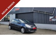 Renault Clio - 1.2-16V Special Line