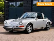 Porsche 911 - Targa â 2.4L â Silver Metallic â Fu