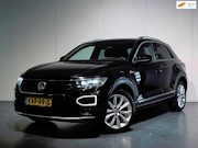 Volkswagen T-Roc - 1.5 TSI Sport DSG /Virtual/Sfeer/ACC/Keyless/Camera/CarPlay/