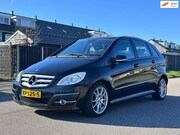 Mercedes-Benz B-klasse - 200 Automaat*Cruise*Stoelverwarming*Airco*LM velgen*Parkeers