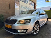Skoda Octavia - Combi 1.6 TDI Ambition Businessline|Automaat|Leder|clima|EXP