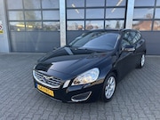 Volvo V60 - T4 180pk Powershift Eco-Cruise