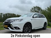 Mitsubishi Outlander - 2.0 PHEV S-Edition Automaat / Schuifdak / Leder / 360 Camera