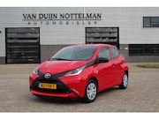 Toyota Aygo - 1.0 VVT-i x / Zuinig / Bluetooth / 1ste eigenaar / N.A.P.