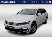 Volkswagen Passat - Variant 1.4 TSI PHEV 218pk GTE DSG Automaat / Panorama dak /