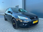 Ford Focus - 1.6i Trend AIRCO NAVI APK 2008