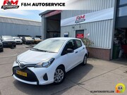 Toyota Yaris - 1.0 VVT-i Now Airco, radio