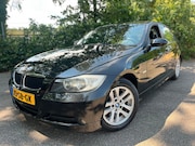 BMW 3-serie - 318i Dynamic Executive LEER AIRCO NIEUWE-APK