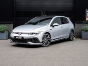 Volkswagen Golf - 8 2.0 TSI GTI Clubsport 300PK | Pano | Keyless | IQ Light |