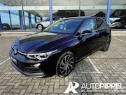 Volkswagen Golf - 1.5 eTSI Style | DSG | LED | Trekhaak | ACC | Navi | App-Con