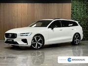 Volvo V60 - T8 AWD Recharge Ultra Dark | Trekhaak | 360 Camera | Schuifd