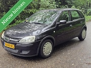Opel Corsa - 1.2-16V Essentia