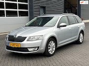 Skoda Octavia - 1.6 TDI Greentech Ambition Businessline, trekhaak, Cruise co