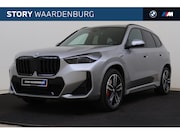 BMW X1 - xDrive25e M Sport Automaat / Trekhaak / Panoramadak / Sports