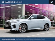 BMW iX2 - eDrive20 M Sport / Panoramadak / Trekhaak / M Sportstoelen /