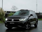 Volkswagen Tiguan - 1.5 TSI R-Line Panoramadak|Leer|Camera|Keyless|Sfeerverlicht