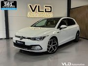 Volkswagen Golf - 1.5 eTSI Pano Sfeer Memory IQ Cam Acc Navi